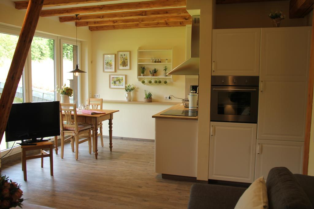 Apartments Luisenhof Крефелд Екстериор снимка