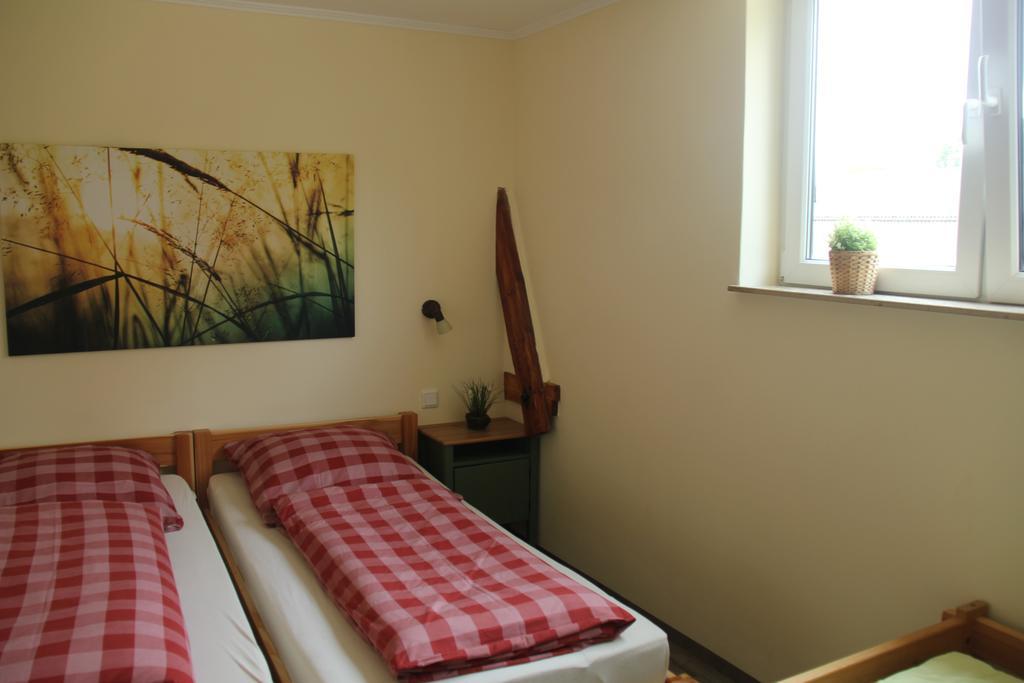 Apartments Luisenhof Крефелд Екстериор снимка
