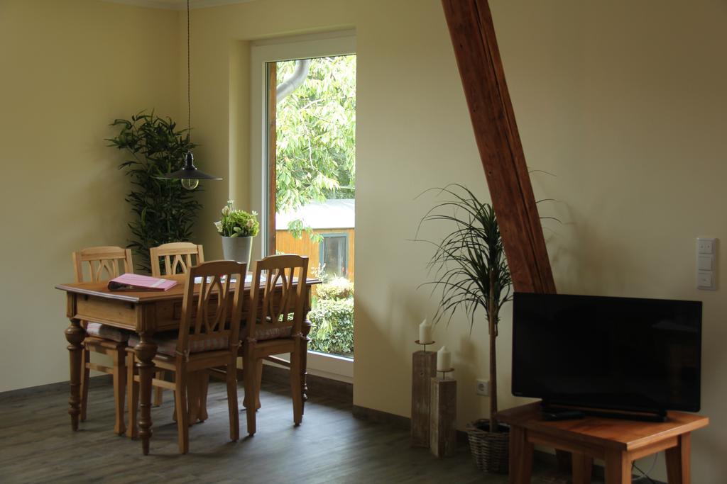 Apartments Luisenhof Крефелд Екстериор снимка