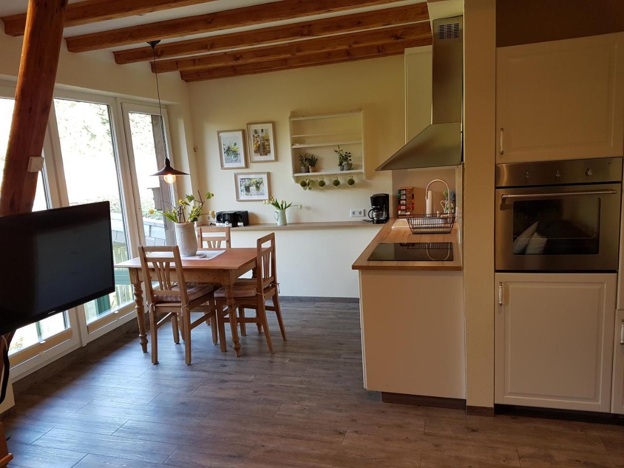 Apartments Luisenhof Крефелд Екстериор снимка