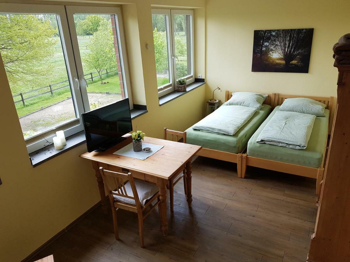 Apartments Luisenhof Крефелд Екстериор снимка
