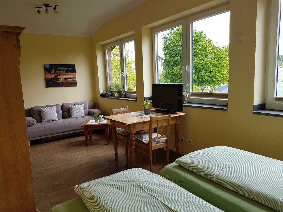 Apartments Luisenhof Крефелд Екстериор снимка