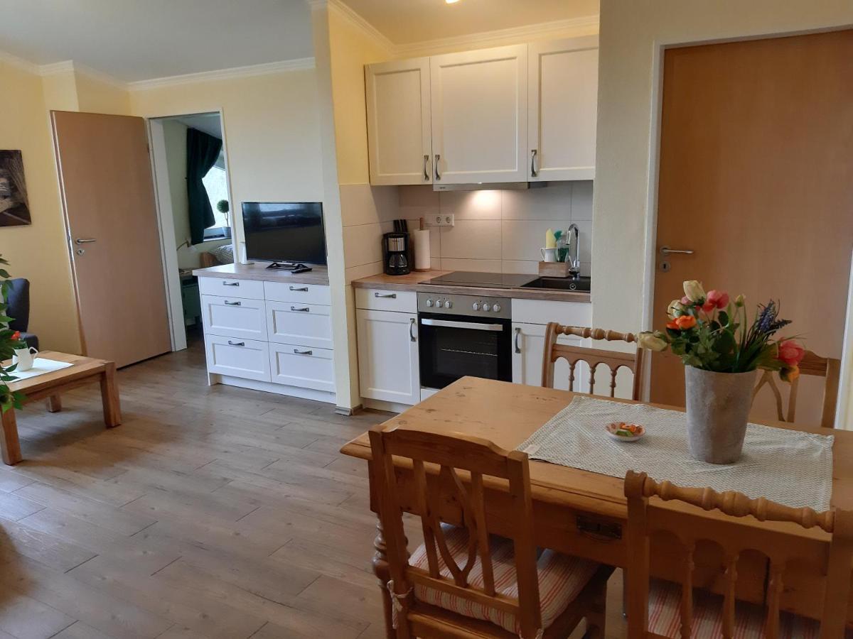 Apartments Luisenhof Крефелд Екстериор снимка