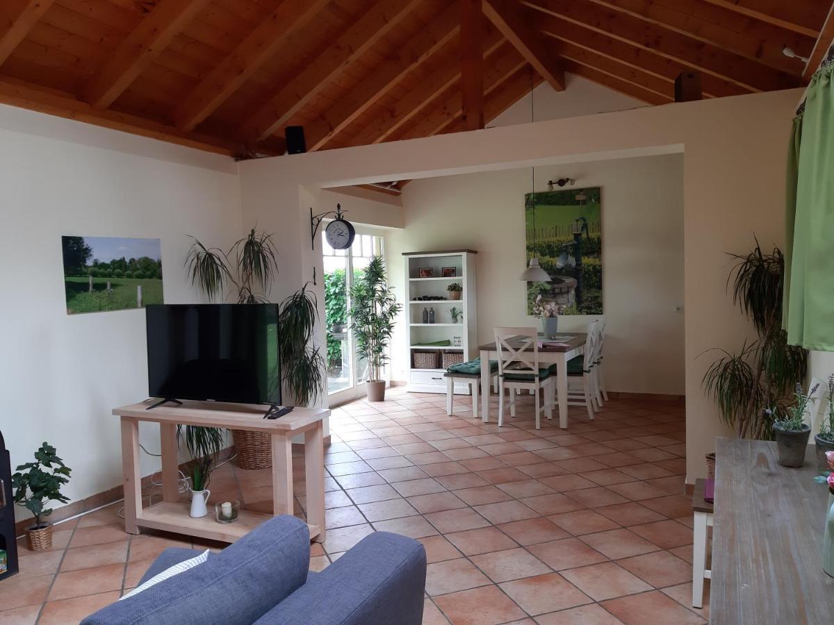 Apartments Luisenhof Крефелд Екстериор снимка